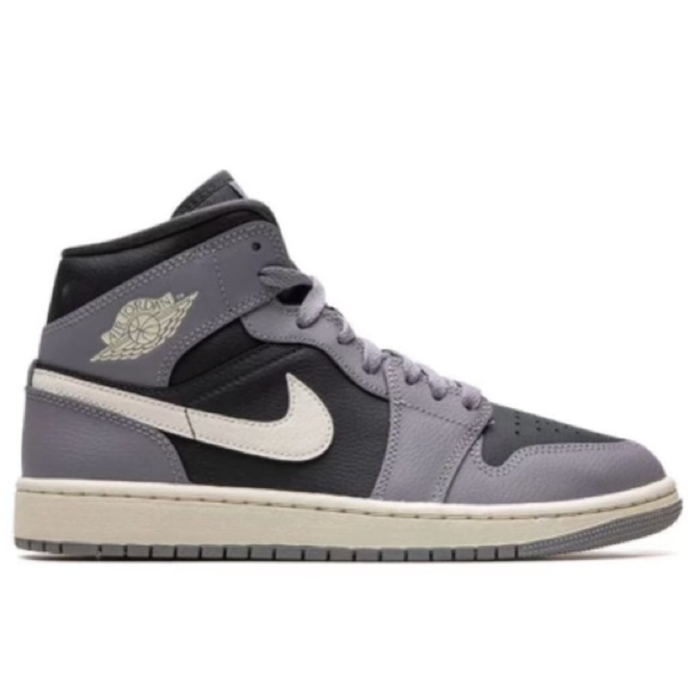 Air Jordan 1 Mid "Cement Grey" sneakers Size women’s 8.5